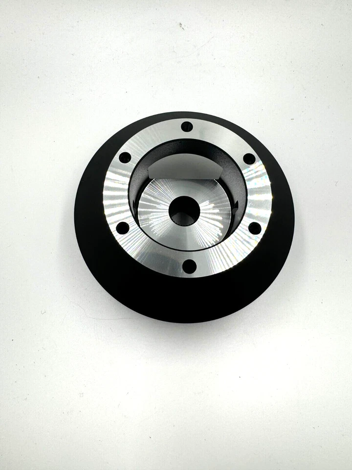 Rueda Momo Monte Carlo con buje de bocina NSX-R y kit de liberación rápida 02-06 Acura RSX Foto 2 de 4