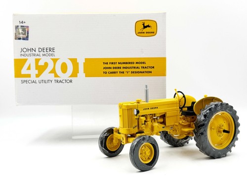 1/16 John Deere 420 Industrial