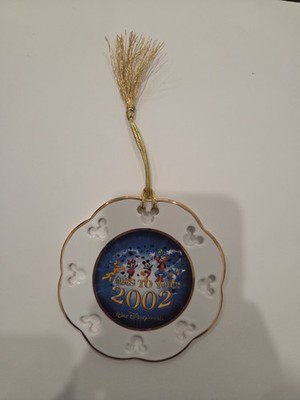 Walt Disney World 2002 Ornament Donald Goofy Pluto Mickey Minnie Holiday Y2K