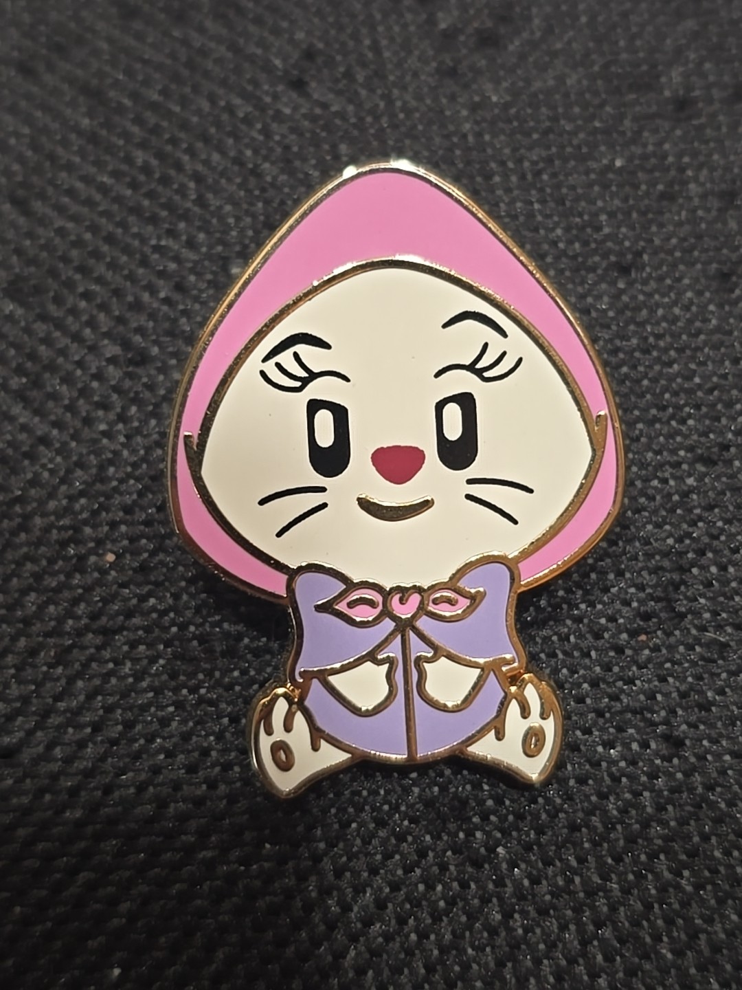 Disney D23 Expo 2022 WDI aDorbs Mystery Rescuers Young Bianca Pin Chaser le 300
