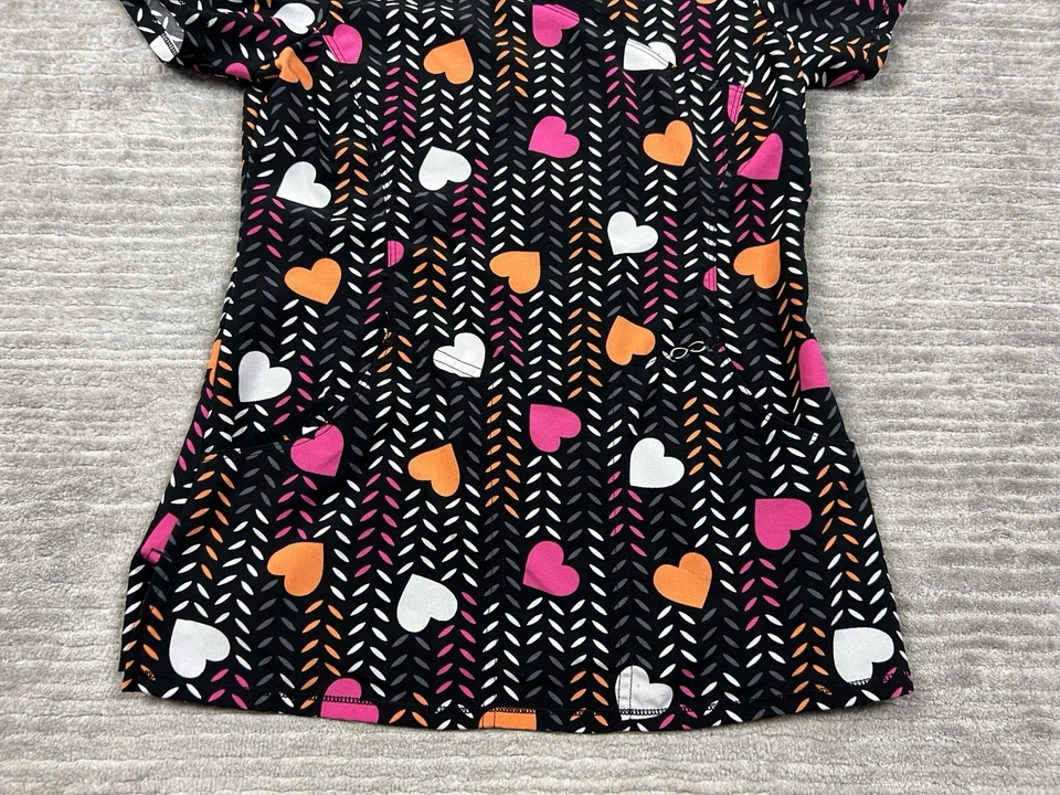 Cherokee Infinity Scrub Top Womens XS Hearts Short Sleeve VNeck - Image 3 of 4