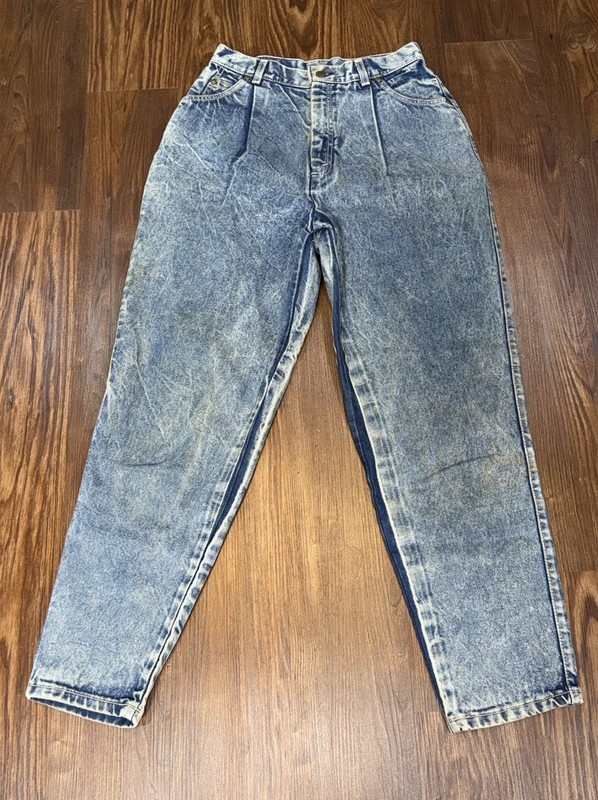 VTG LEVIS WOMENS PLEATED HIGH WAIST STONE WASHED MOM JEANS SZ 12