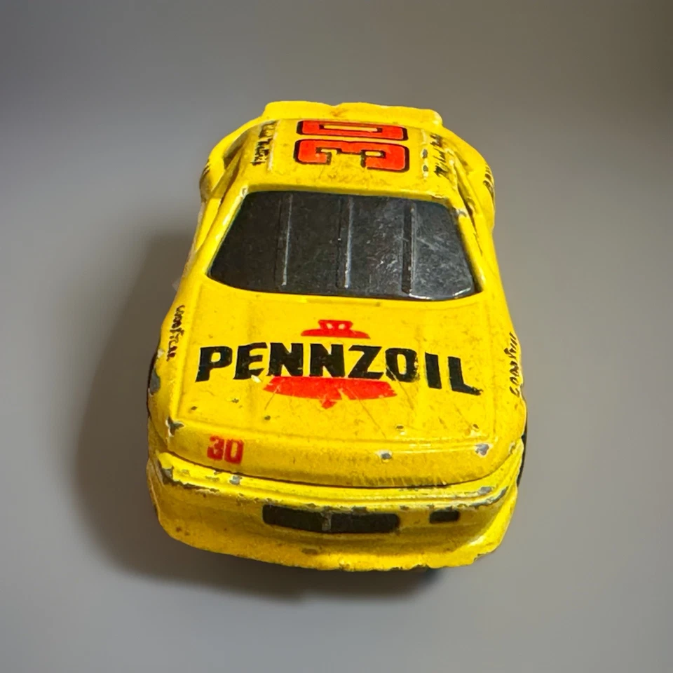 1991 年赛车冠军 Michael Waltrip Pennzoil #30 现货汽车 NASCAR 1: 64 — 第 2/4 张图片