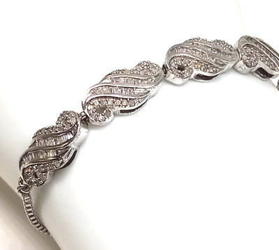 0.75 ctw Diamond Bolo Bracelet in Platinum Over Sterling Silver(10 in )