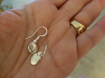 Details about Tiny Drops Oval Hammered Dangle Earrings With Sterling Silver Details about Tiny Drops Oval Hammered Dangle Earrings With Sterling Silver