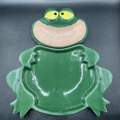 FROG SHAPED CHIP 'N' DIP 2 PIECE SET CERAMIC PLATTER OB 11 X 10 SUPER CUTE