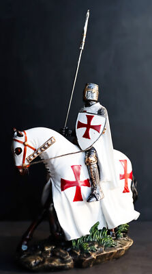 Crusader English Phalanx Spear Knight on Cavalry Horse Figurine