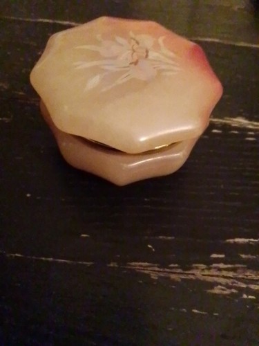 Caja de baratijas de alabastro genuino tallada a mano vintage hecha en Italia rosa floral - Imagen 4 de 9