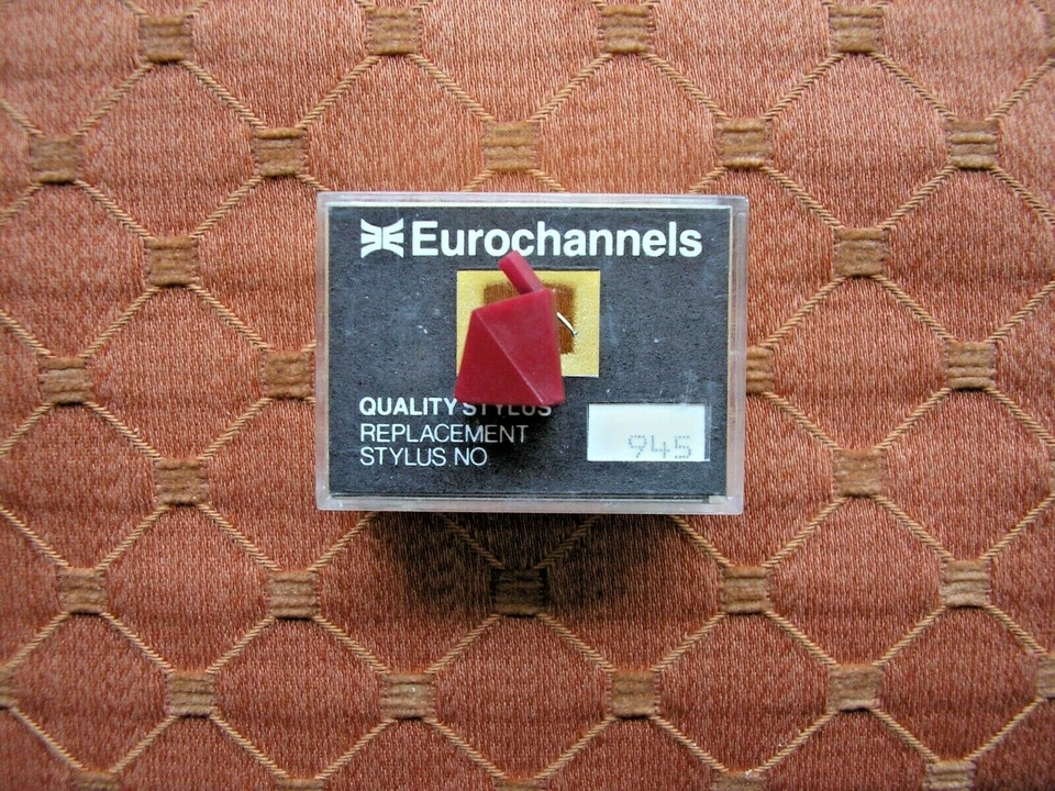 HITACHI DS-ST32 TOSHIBA N66C KENWOOD N-69 STYLUS REPLACEMENT NEW OLD STOCK CASED - Image 2 of 2