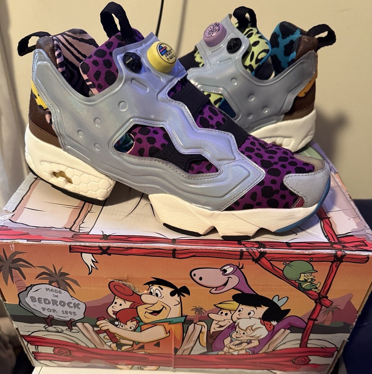Reebok Instapump Fury 94 Jetsons x Flintstones Basketball Size US