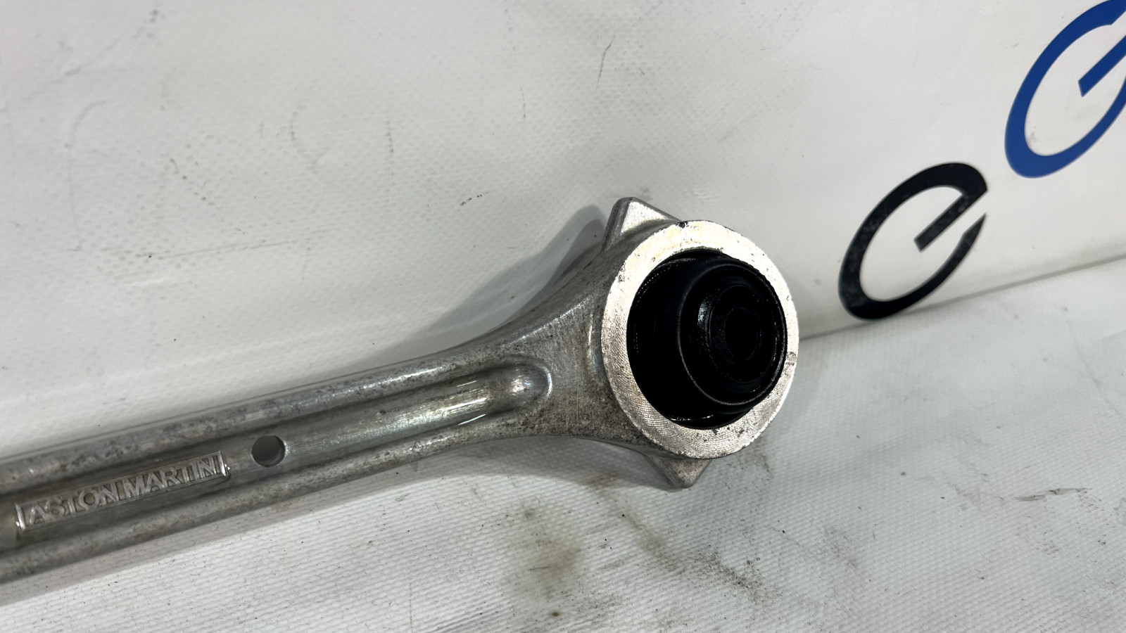 ASTON MARTIN V8 VANTAGE REAR LEFT DRIVER TOE CONTROL ARM OEM 2007 - 2017 ✔️