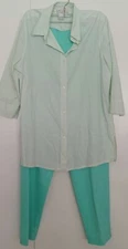 REAL CLOTHES SAKS FIFTH AVENUE SEPARATES SET MINT GREEN PANTS 6 STRIPED TOP MED