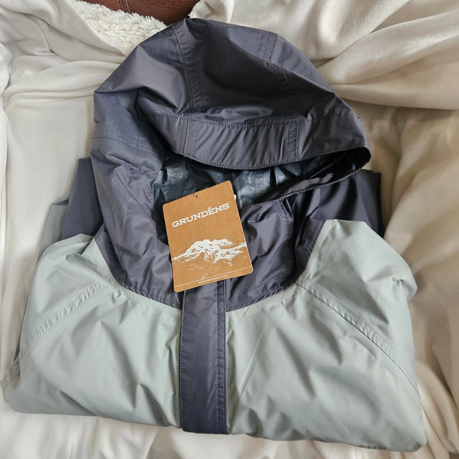 Grundens Trident Jacket
Opens in a new window or tab