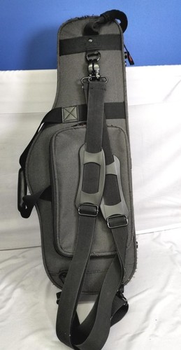 YAMAHA YAS-62II Alto Saxophone with Hard Tracking From JP z35 - Picture 17 of 20