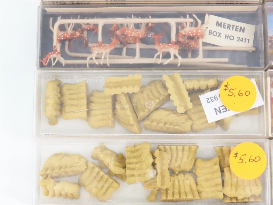 LOTE de 90+ figuras de personas y animales Merten escala HO y detalles de paisaje de pila de trigo Foto 3 de 4