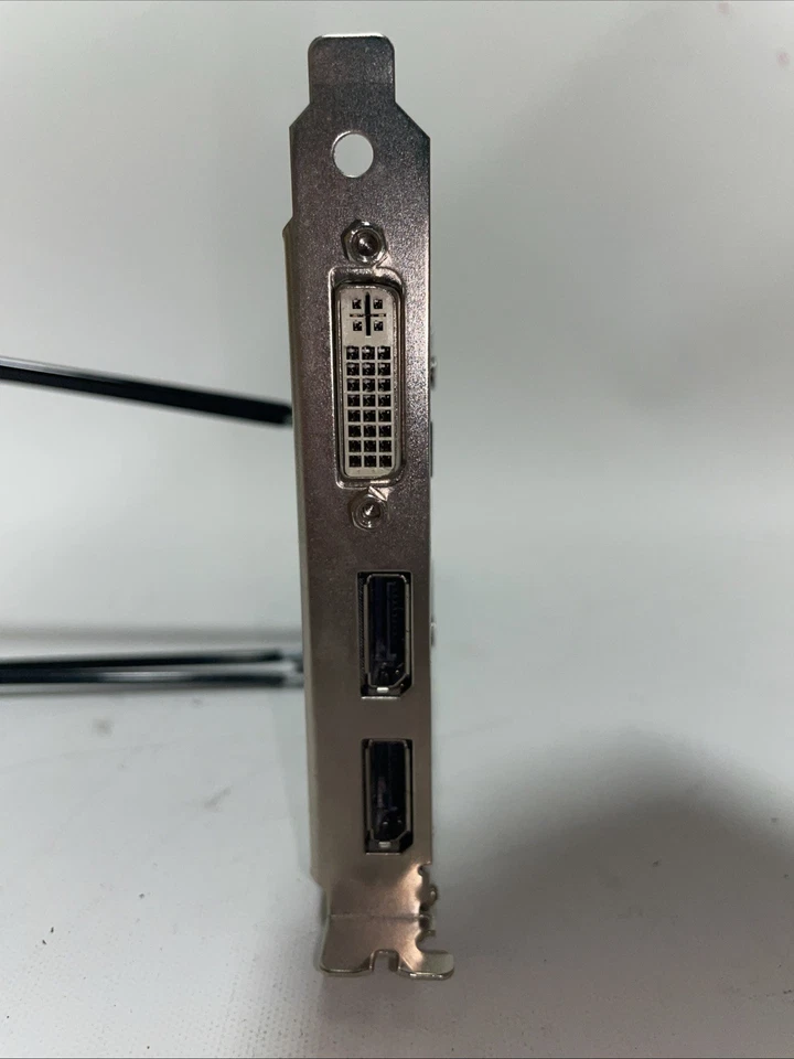 NVIDIA QUADRO FX 1800 Graphics Card / 1x DVI 2x DVI - Image 4 of 4