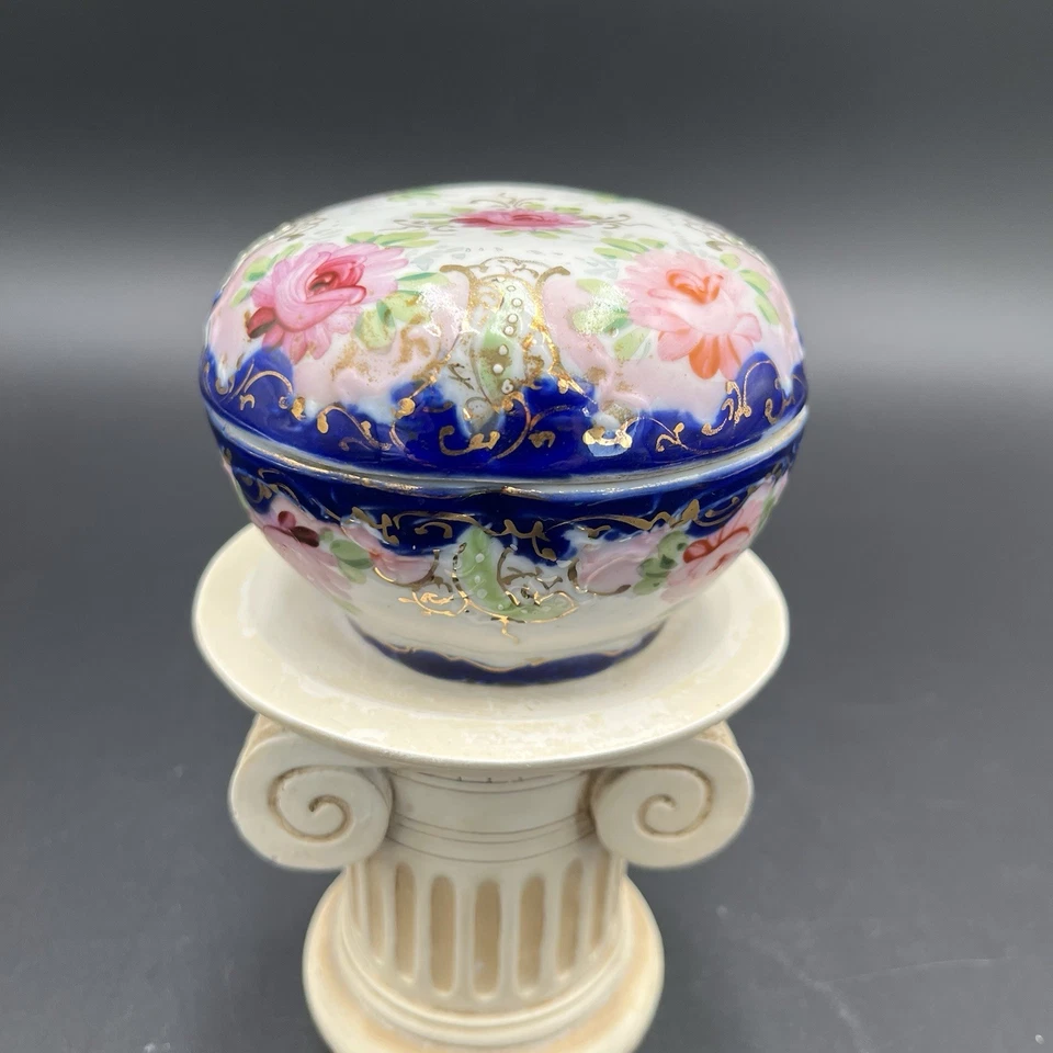 Antiga caixa de pó de bugigangas pintada à mão Nippon multicolorida incrustação dourada - Imagem 4 de 4