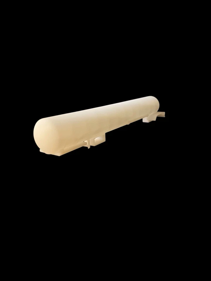 1/16 Scale 53 Foot Tandem Axel Propane Trailer - Image 2 of 3