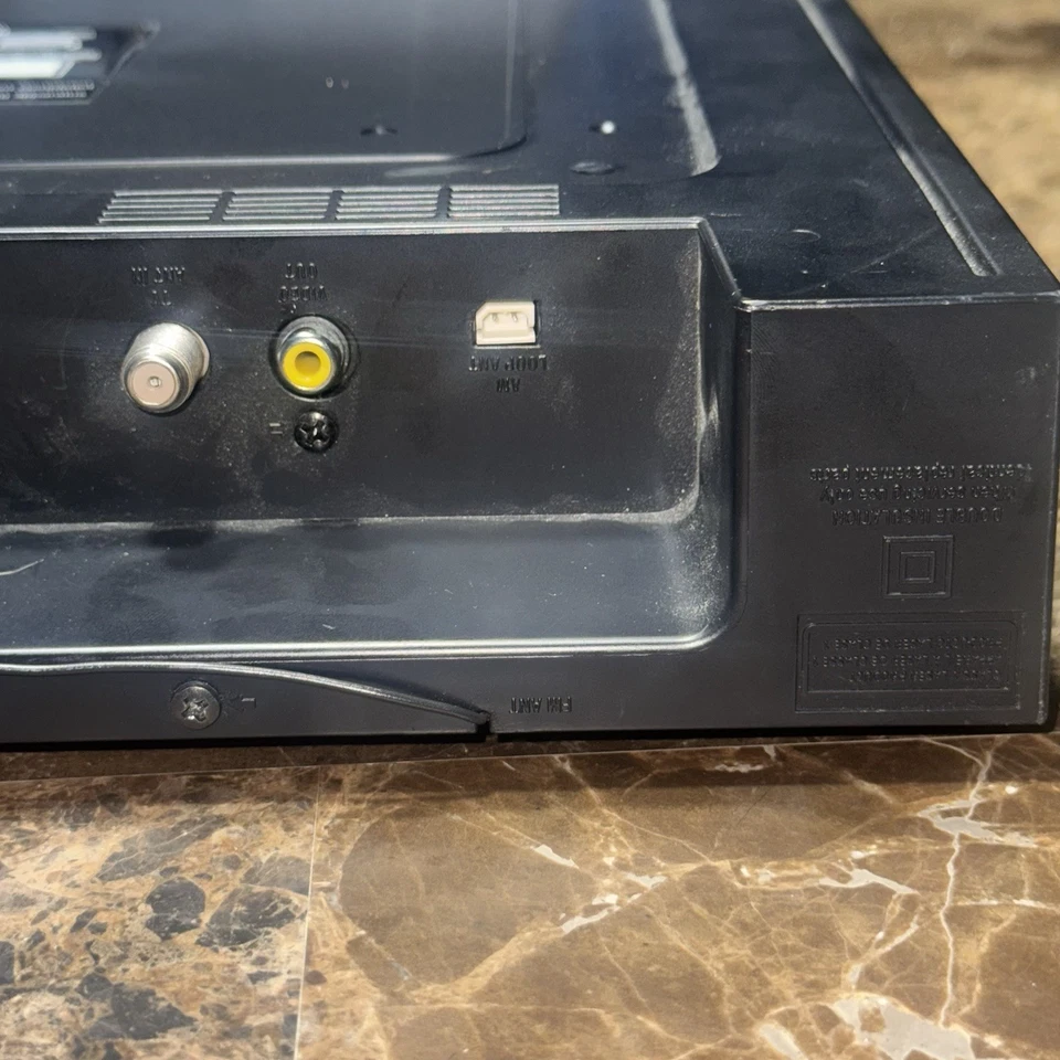 "TV/DVD/RADIO 9"" desplegable VE927 - Audiovox - solo unidad - PROBADO🔥" Foto 4 de 4