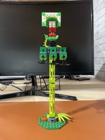 LEGO DC Super Heroes Jokerland 76035 Incomplete DC Comics