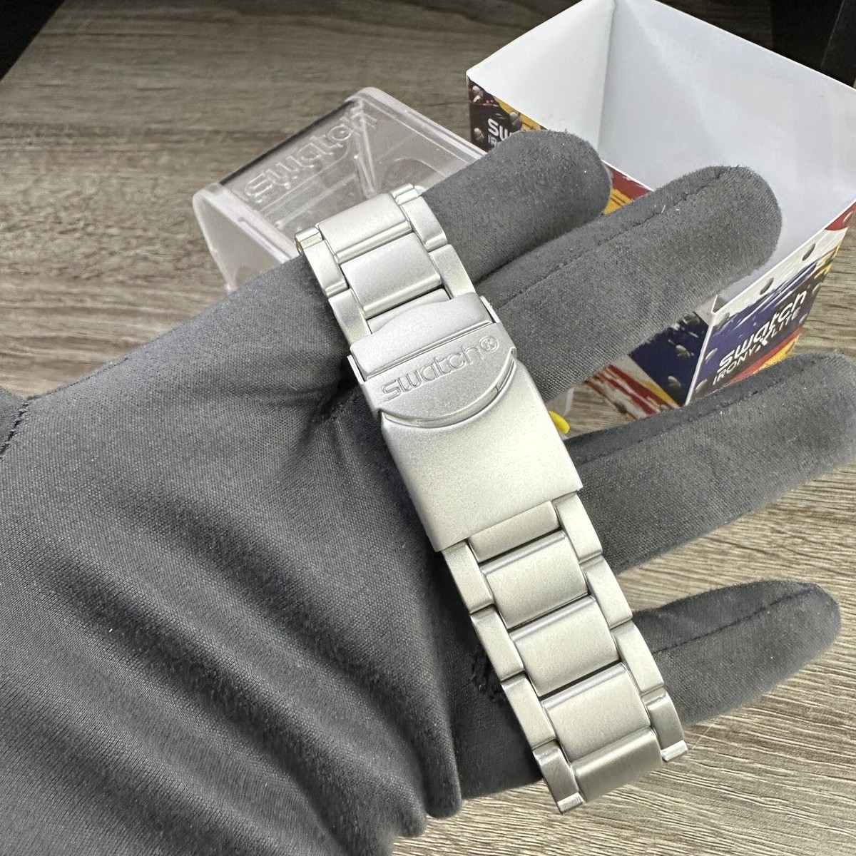 NEW✓ Swatch LEMON SQUASH Yellow Aluminum XLITE Chronograph NEW✓ Swatch LEMON SQUASH Yellow Aluminum XLITE Chronograph