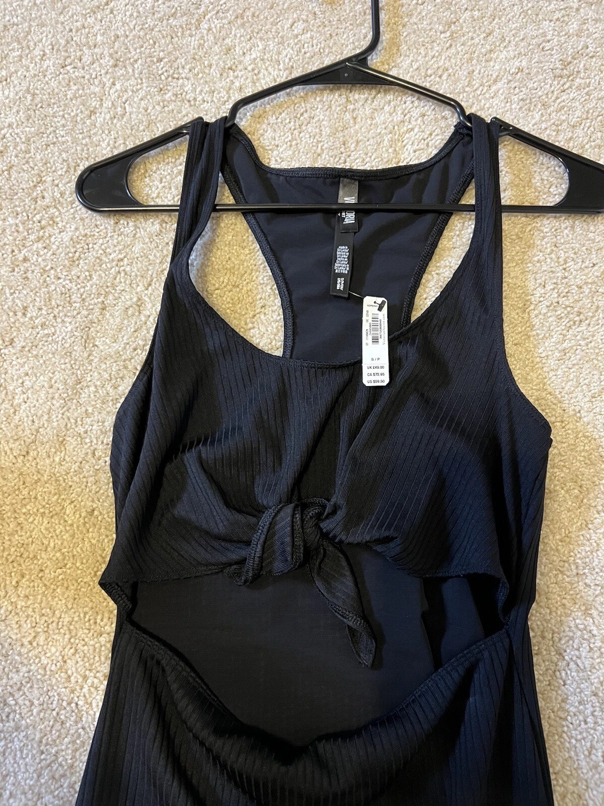 UNDERCOVER Abito sportivo Victoria Secret VSX nero con ritaglio nodo piccolo