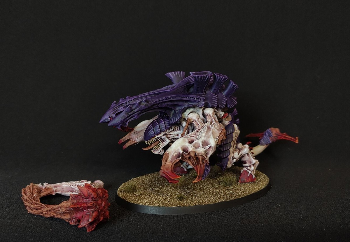 Warhammer 40k commission painted Tyranid Stone-crusher claw