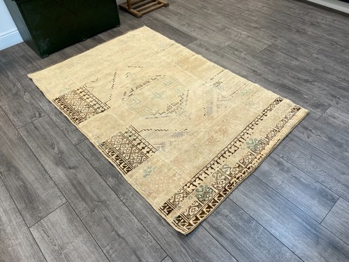Area Rug, Wool Rug, Woven Rug, Antique Rug, 3.7 x 5.5 ft, Carpet, Beige Rug