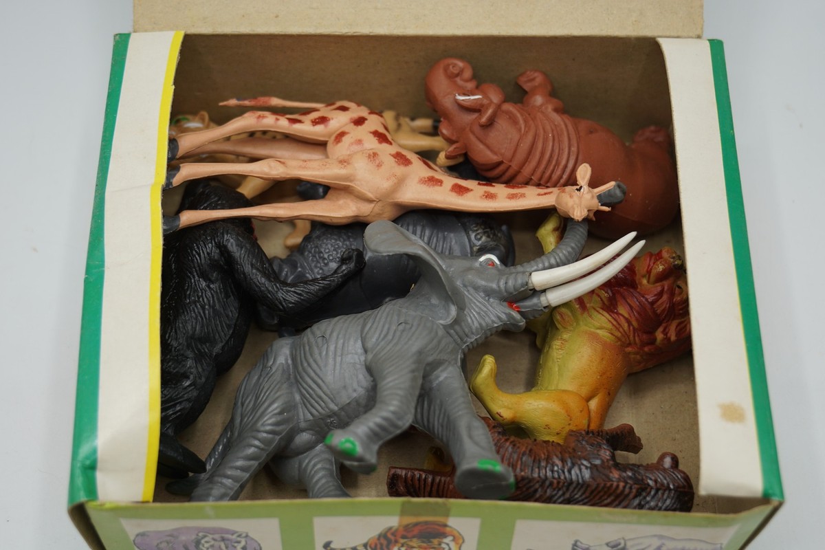 オブジェ　zoo Vintage Zoo Animals Hand Painted Toy Figure Lot with Box - 1990 | eBay