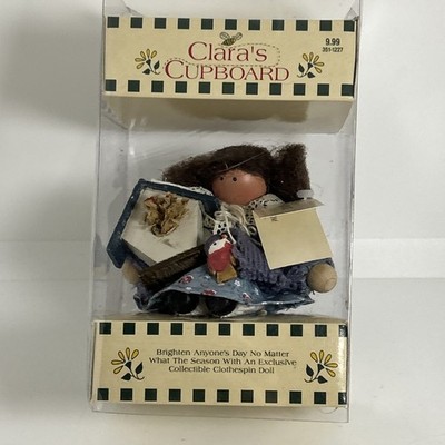 1990's Clara's Cupboard Clothespin Doll w/box Annie