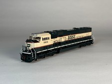 Athearn Genesis SD70MAC - G64772 - BNSF 9804 executive scheme