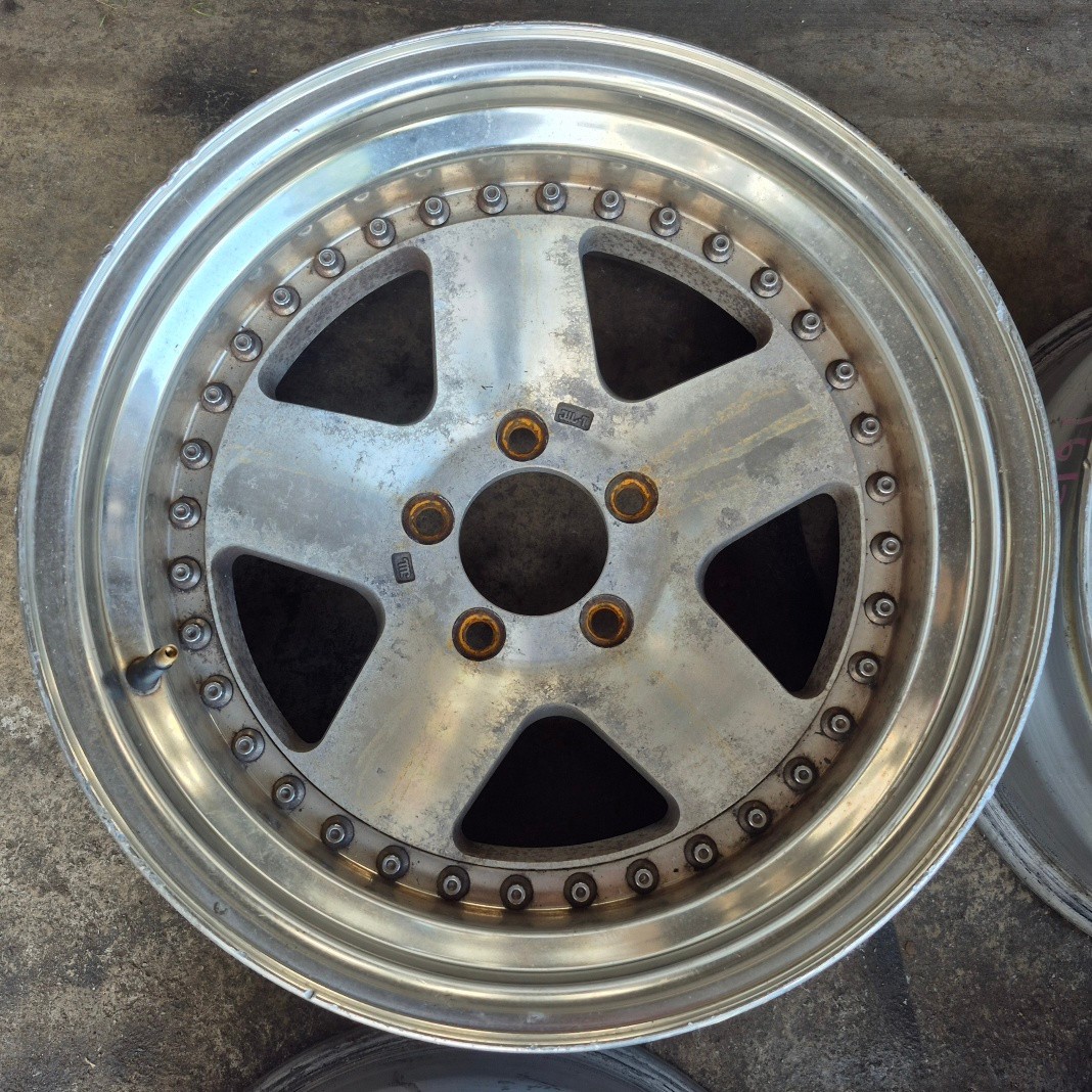 JDM WEDS Mad Glock 16