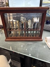 14 Fountain And Ball Point Pens In Display Case 14kt Nibs Parker Pelikan Webster