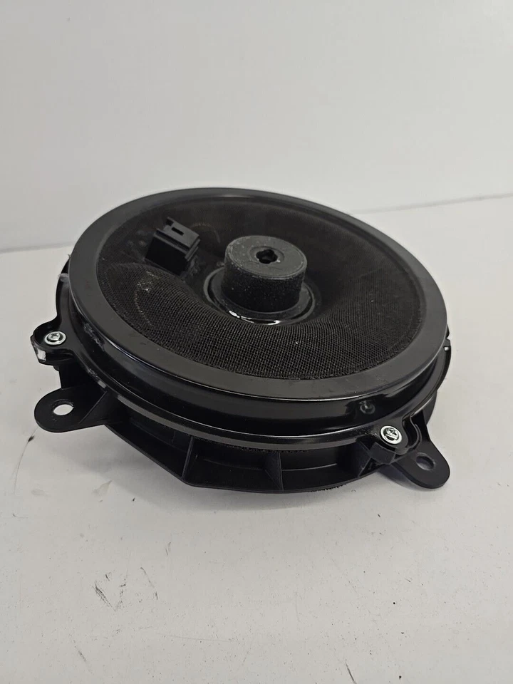 Altavoz puerta delantera izquierda Mazda 3 2014 3423580010 JUT165559 Foto 2 de 4