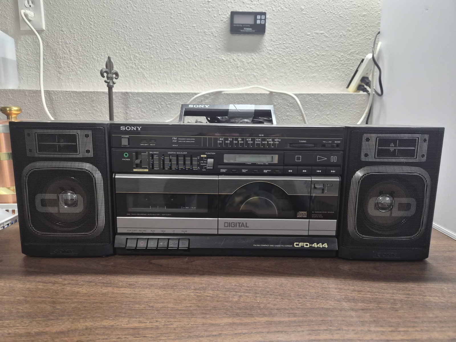 Vintage 1988 Sony CFD-444 Boombox Portable Stereo CD Cassette Radio Tested Works