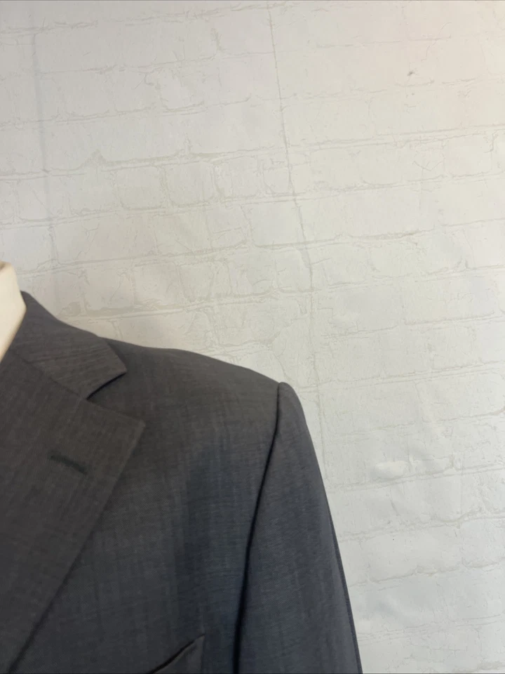 Blazer Yves Saint Laurent Para Hombre Gris Lana Sólida 42L $3,195 Foto 2 de 4