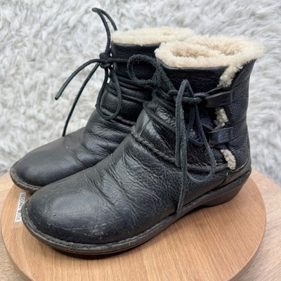 Size 11 Black Ankle Boots UGG Australia Black Leather Lace Up