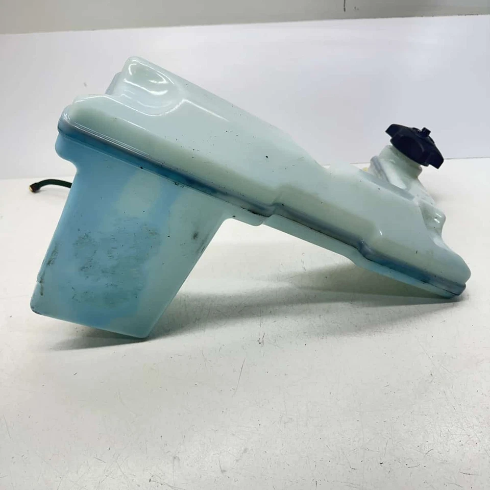 Tanque de aceite de inyección - Skidoo Grand Touring 700 1998 Foto 4 de 4