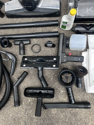 Kirby Avalir 2 Upright Vacuum, Shampoo System& Attachments. FREE SHIPPING - Picture 4 of 10