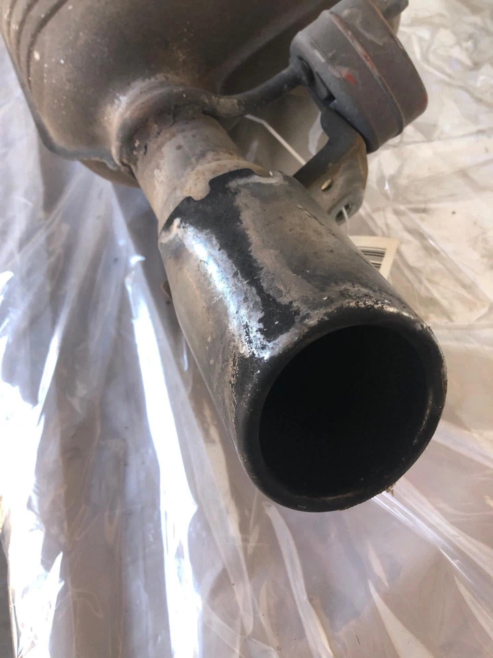 2006 AUDI A6 AVANT QUATTRO 3.1 L Rear Exhaust Muffler Right Passenger Side OEM - Image 2 of 4