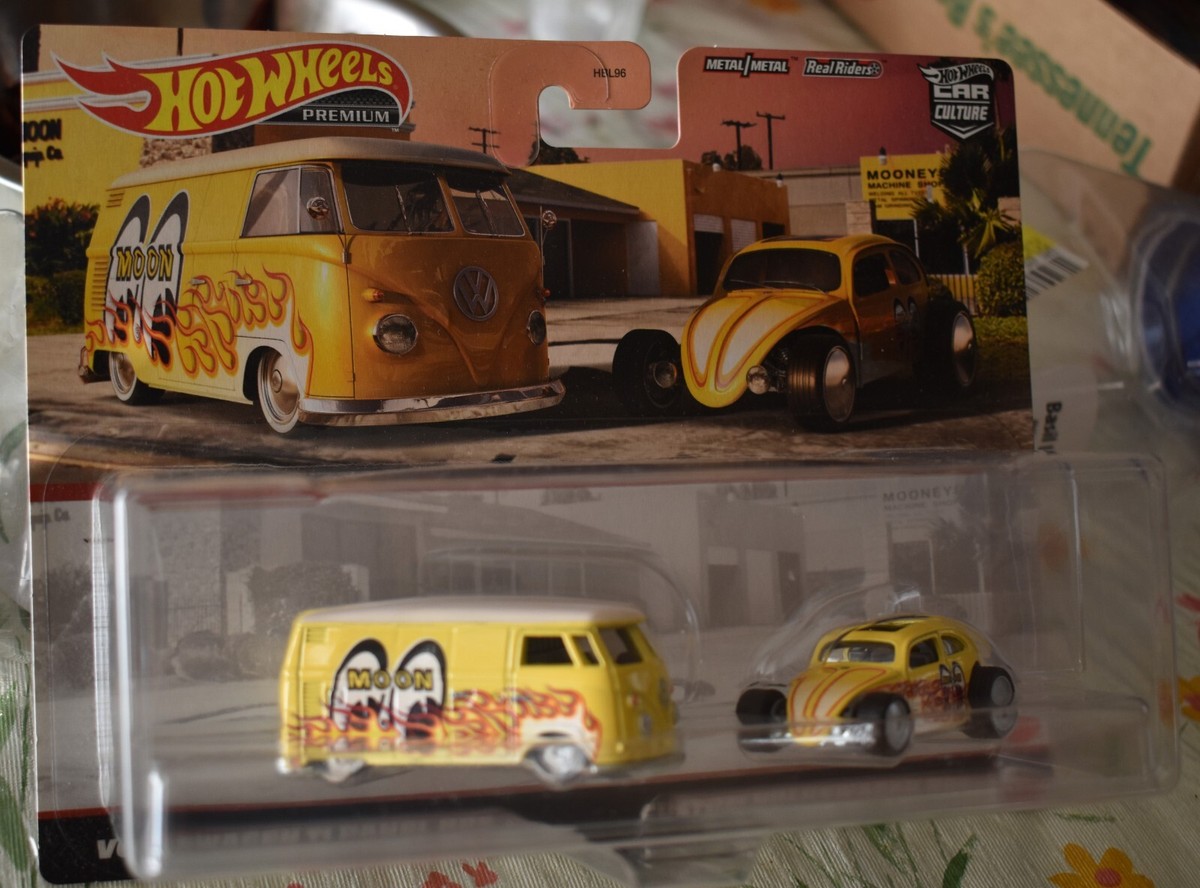 Hot Wheels VOLKSWAGEN T1 PANEL BUS & CUSTOM VOLKSWAGEN BEETLE NEW