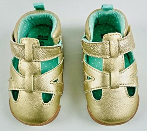 baby slippers size 3.5