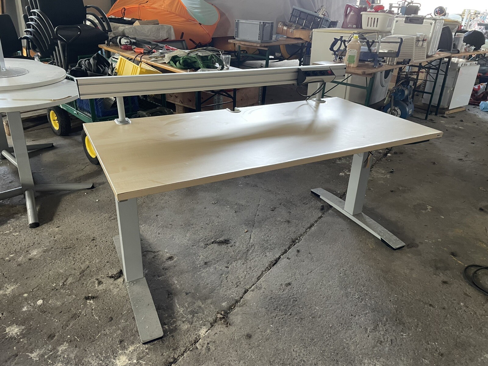 Höhenverstellbarer Schreibtisch Jump Dl9 (Hydraulisch)