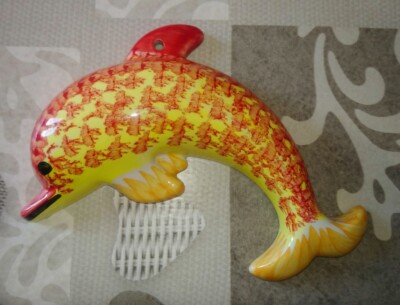 Wandbild Delfin aus Steingut handbemalt