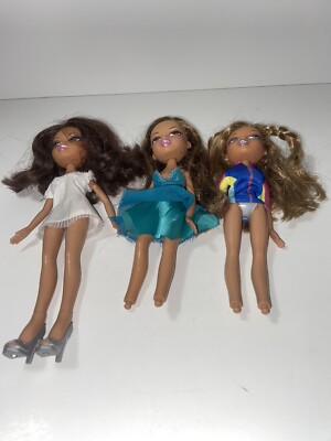 Bratz Dolls Lot Of 3 Yasmin Dolls. Used Condition