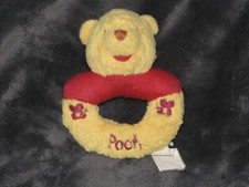 Winnie the Pooh Stuffed Plush Baby Disney Ring Grasping Rattle Toy Red Knit