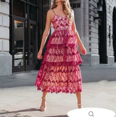 ENDLESS ROSE Tiered Crochet Lace Midi Dress Size M Orig. $110 NWT