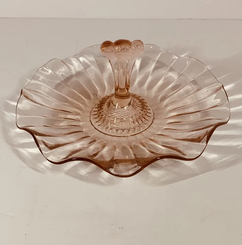 Vintage Pink Depression Glass Candy Dish w/ Fluted Edge & Decorative Handle 7.5”