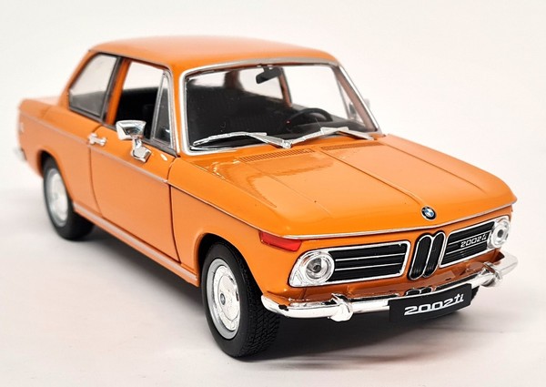 Nex 1/24 - Bmw 2002 Ti Orange Diecast Scale Model Car-image