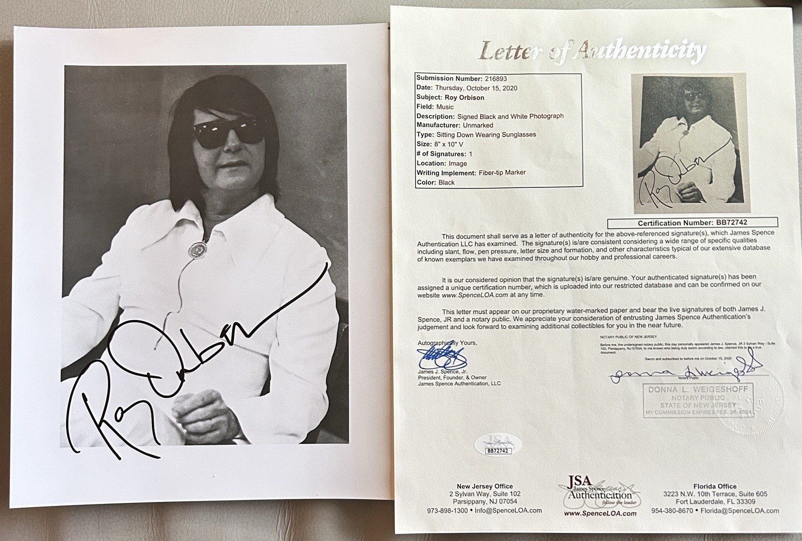 ROY ORBISON BIG BOLD AUTOGRAPHED SIGNED PHOTOGRAPH JSA LOA